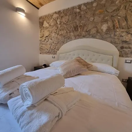 Casale Dei Priori